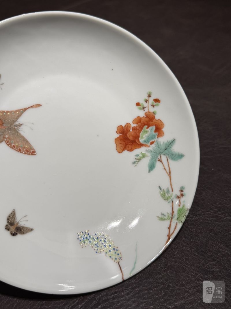 清雍正 粉彩“蝶恋花”纹盘 - 图14